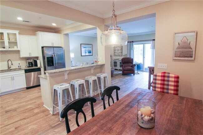 Building Photo - 1503 Mariners Cir