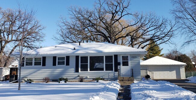 Building Photo - 12625 Monterey Ave S