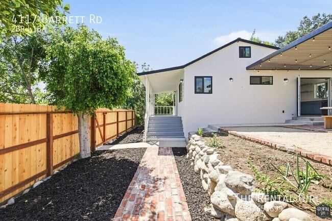 Building Photo - 4117 Barrett Rd