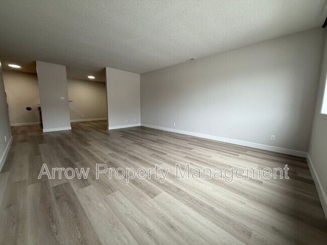 Building Photo - 2384 N 44th St