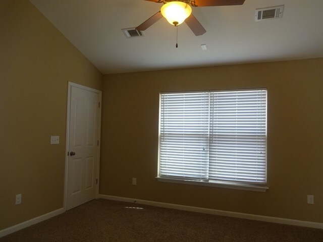 Building Photo - 505 Millervale Road