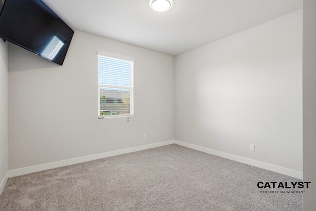 Building Photo - 6926 W Winston Dr