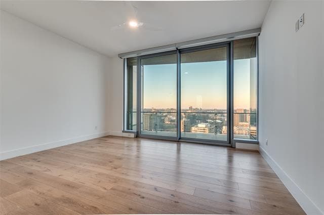 Building Photo - 3130 N Harwood St