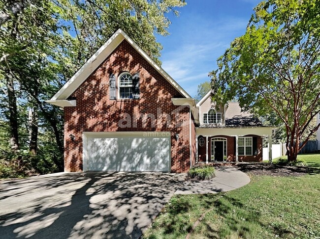 Building Photo - 10900 Parkgate Ln