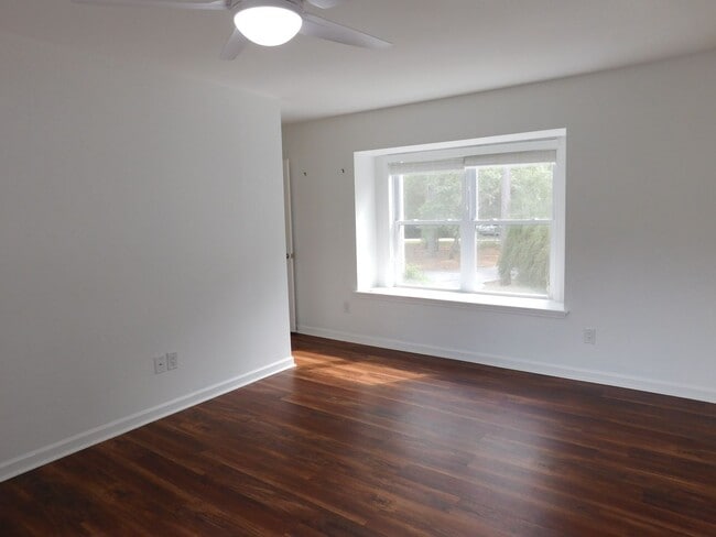 Building Photo - 7151 Windward Dr