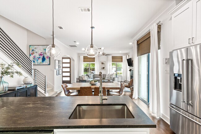Building Photo - 405 Wimberly St