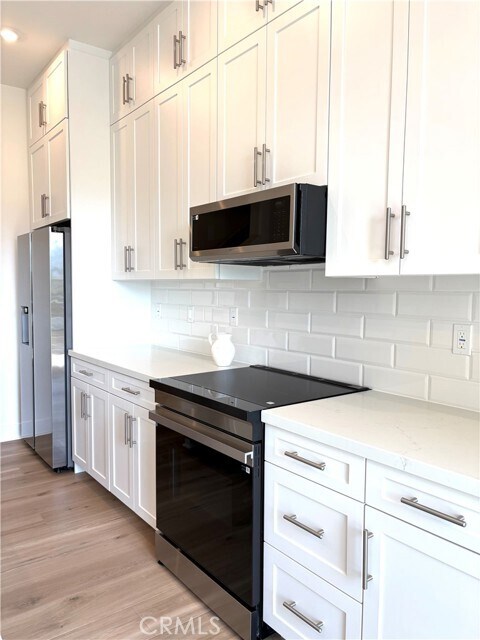 Building Photo - 7267 Aura Cir
