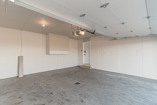 Building Photo - 6740 66th St S
