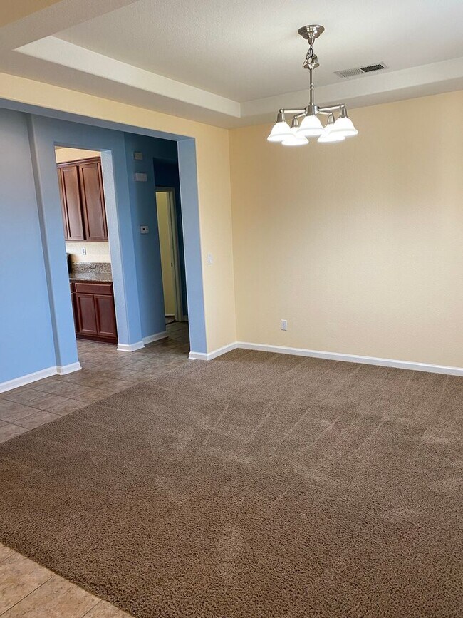 Building Photo - $2175.00 - Granite Countertops - Stainless...