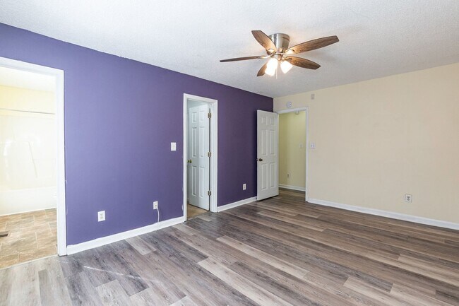 Building Photo - Gorgeous 3 Bedroom Home in Raleigh