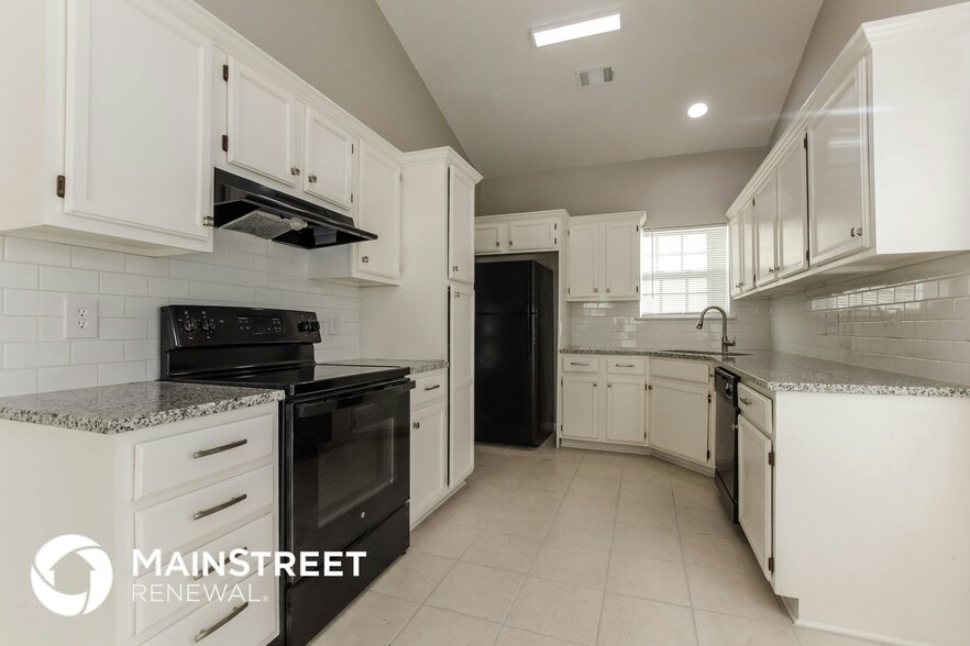 Building Photo - 9113 Fairbridge Rd