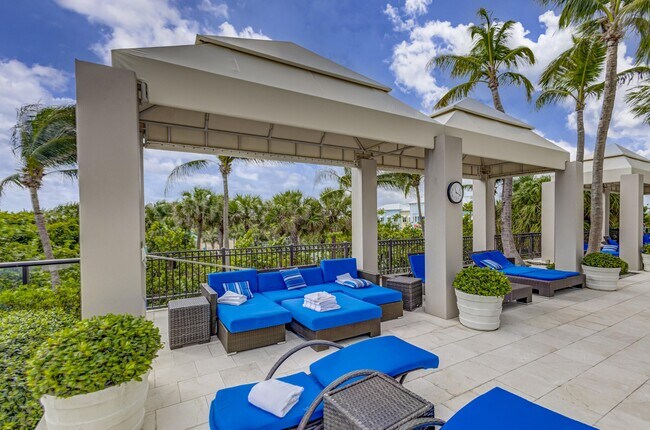 Building Photo - 2700 N Ocean Dr