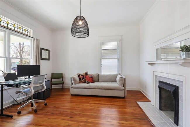 Building Photo - 1212 Merlin Ave SE