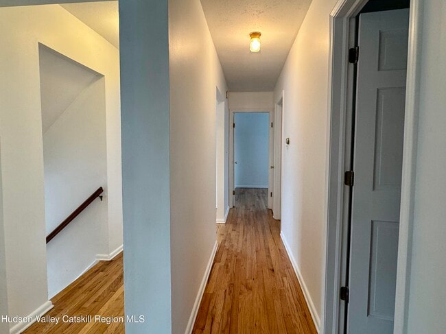 Building Photo - 18 Cherry Hill Rd