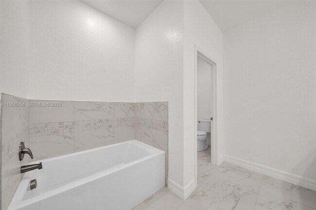 Building Photo - 1145 NW 27th Ave