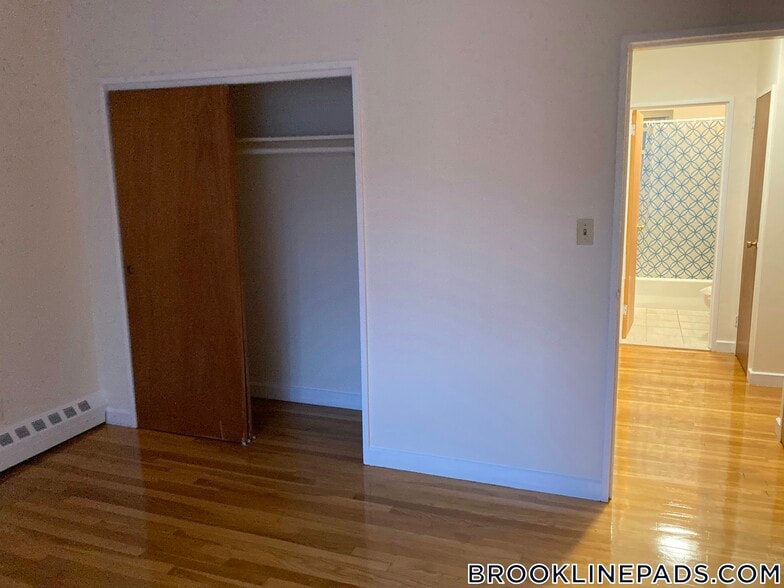 Building Photo - 59 Parkman St