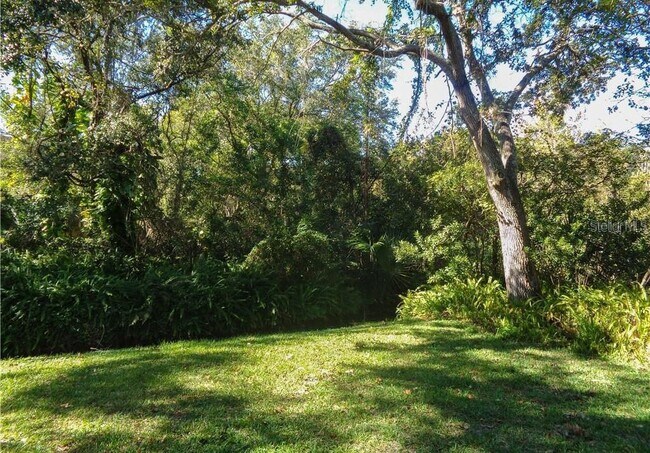 Building Photo - 8630 Mallard Reserve Dr
