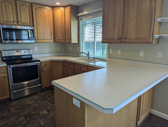 Building Photo - 12396 W Driftwood Dr