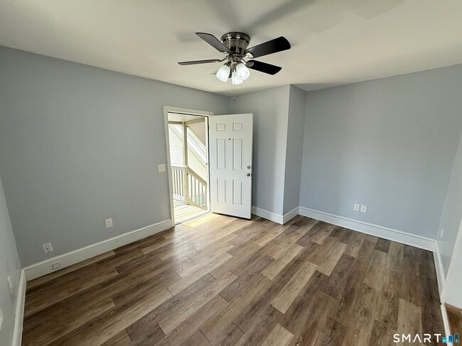 Building Photo - 31 Beecher Ave