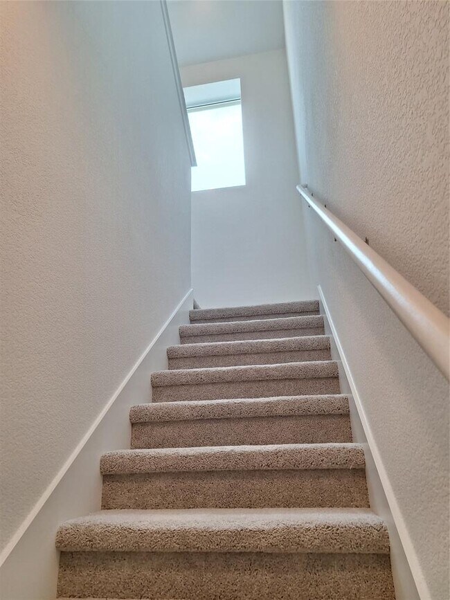 Building Photo - 18001 Prairie Falcon Wy