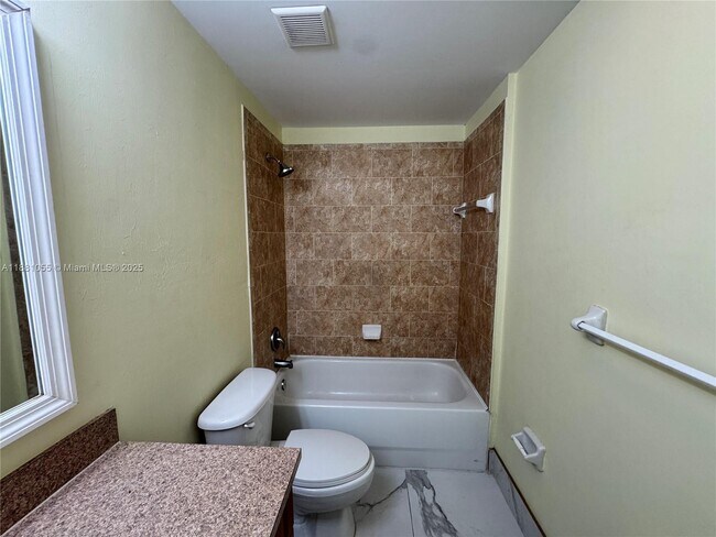 Building Photo - 4525 26th St SW