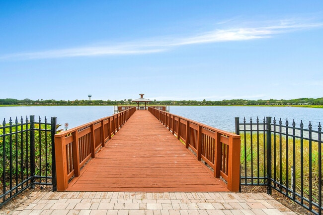 Building Photo - 550 Tomahawk Ct