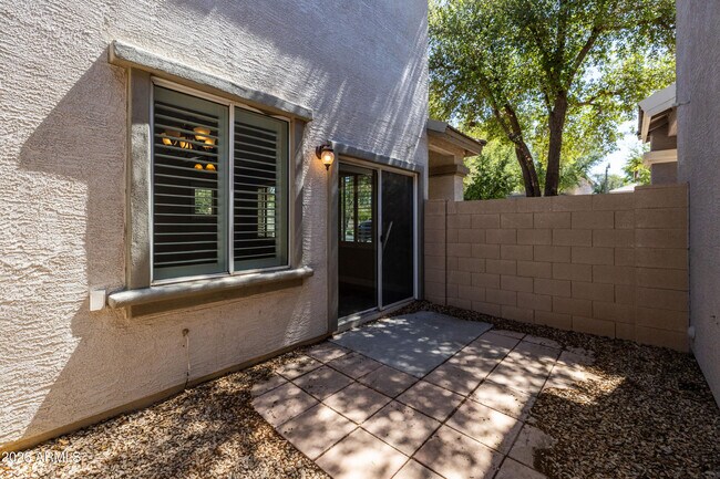 Building Photo - 1531 S Longspur Ln