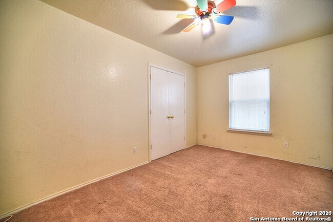 Building Photo - 3 Bedroom/2 Bath Mission Creek Subdivision