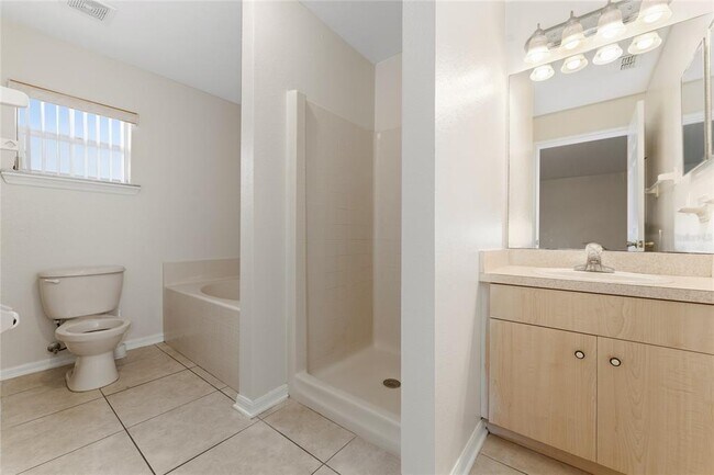 Building Photo - 114 Herring Ln