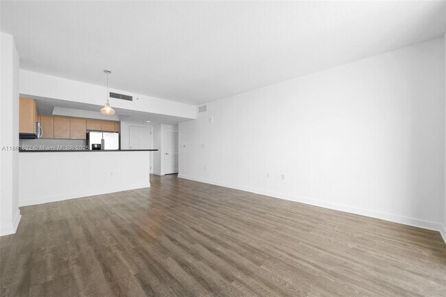 Building Photo - 140 S Dixie Hwy