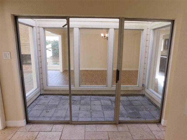 Building Photo - 4718 Blueberry Hill Dr