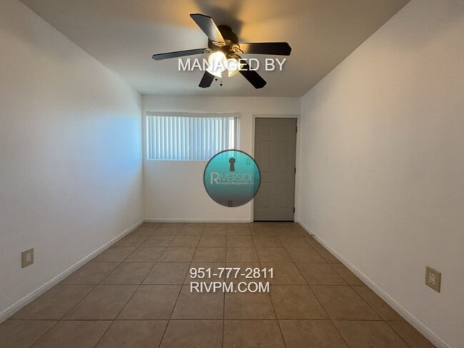 Building Photo - CHARMING 2-BEDROOM CONDO FOR RENT IN RIVER...