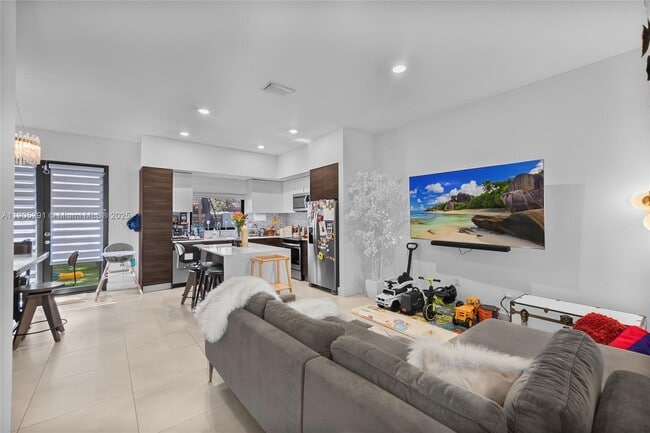 Building Photo - 11714 SW 106th Terrace