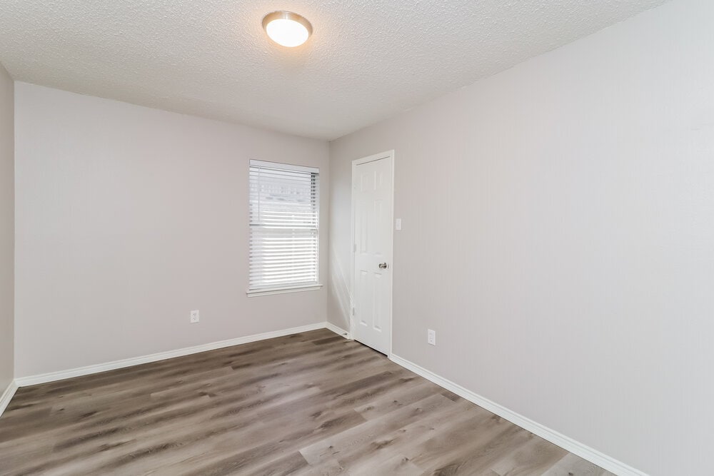 Building Photo - 5616 Colebrook Trail