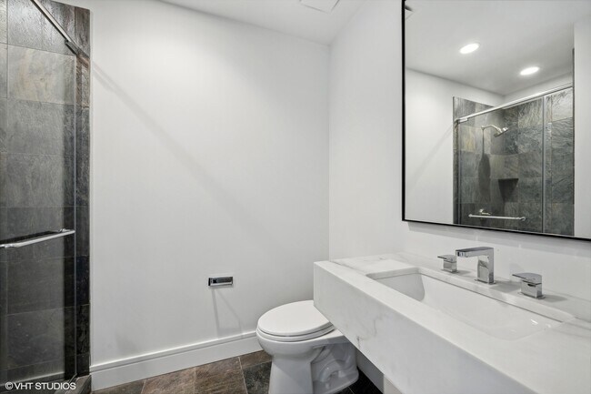 Building Photo - 401 N Wabash Ave