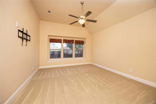 Building Photo - 513 Royal Glade Dr
