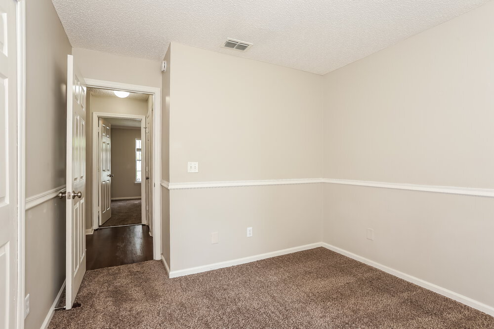 Building Photo - 3123 Olde Sutton Parke Dr