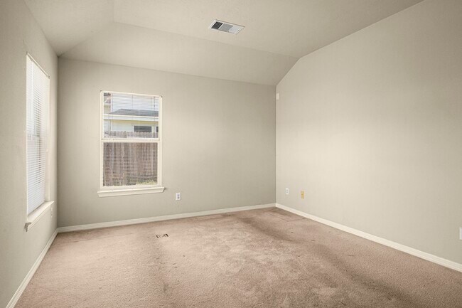 Building Photo - 21130 Field House Ct