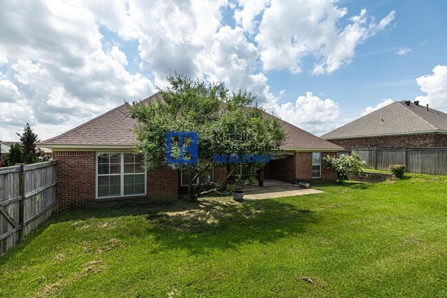 Building Photo - 3 Bed/2 Bath Home in Gluckstadt