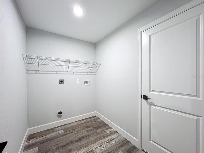 Building Photo - 527 Marion Oaks Ln