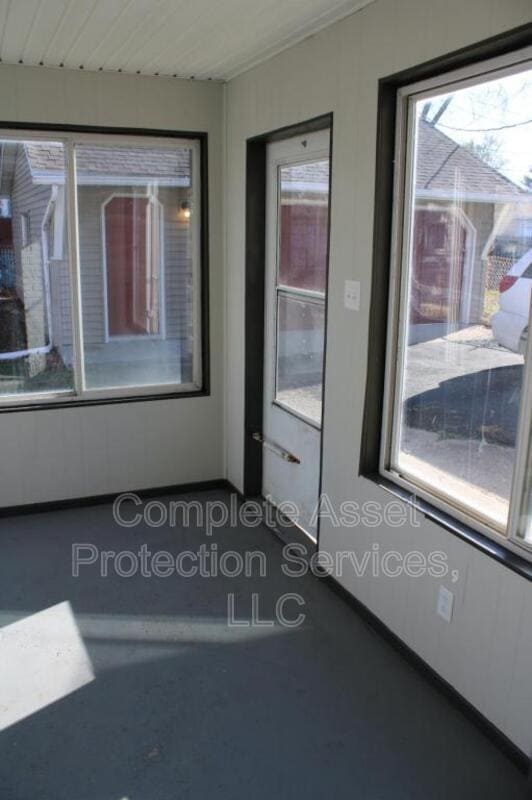 Building Photo - 6533 Arkansas Ave