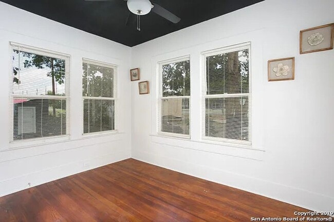 Building Photo - 329 Mason St