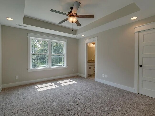Building Photo - Updated Old Hickory 3bd Home!