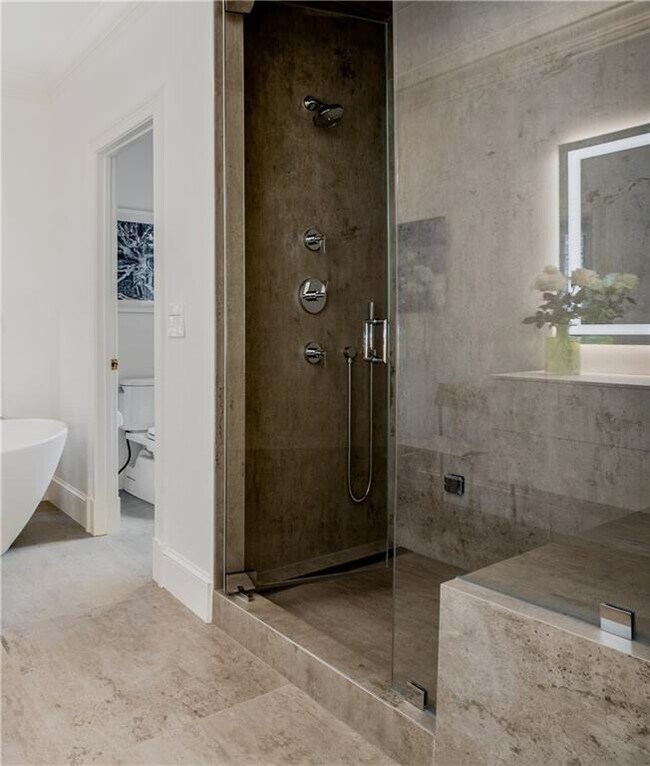 Building Photo - 4224 E Conway Dr NW