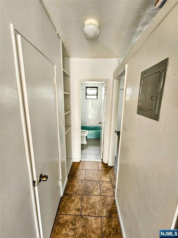 Building Photo - 449-451 Washington Ave-8-8