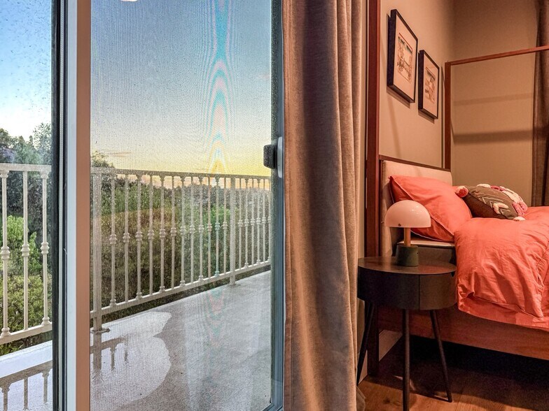 Building Photo - 974 Nordica Dr