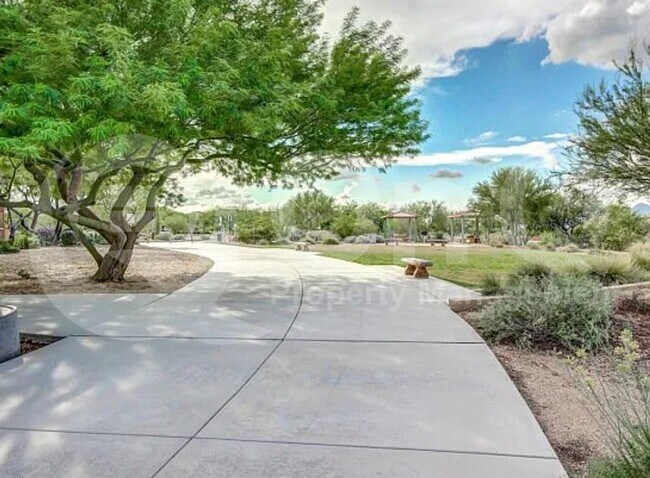 Building Photo - 5750 S Ladyslipper Pl