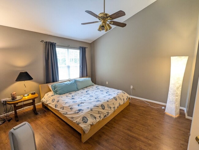 Building Photo - Nature Lover’s Dream! Beautiful 3-Bedroom ...