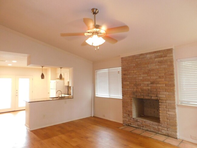 Building Photo - Armstrong Living Trust #8 (5403 Westgate B...