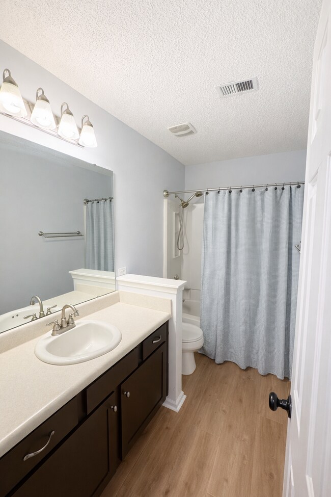 Building Photo - 3BD/2.5BA- WITH BONUS ROOM -AVAILABLE NOW or AUGUST 1, 2026!!